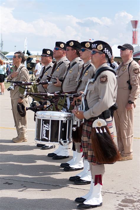 Fife and Drum band from CBP | Drum band, Fife and drum, Oshkosh