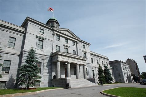 McGill tops Maclean’s university ranking | Channels - McGill University