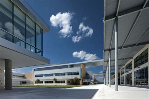 Cedar Ridge High School – KAH Architecture and Interior Design | Round Rock, TX