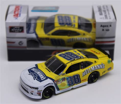 Chase Elliott 2018 Hellmann's 1:64 Nascar Diecast