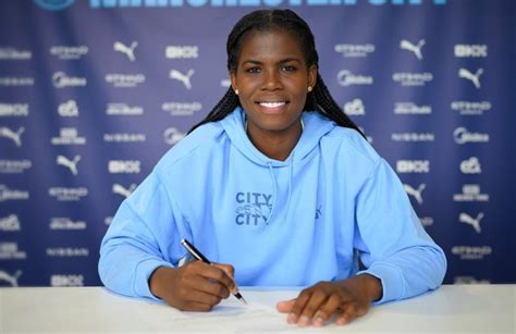 10 Reasons Jamaican Khadija Bunny Shaw Named Man City's Woman Player Of ...