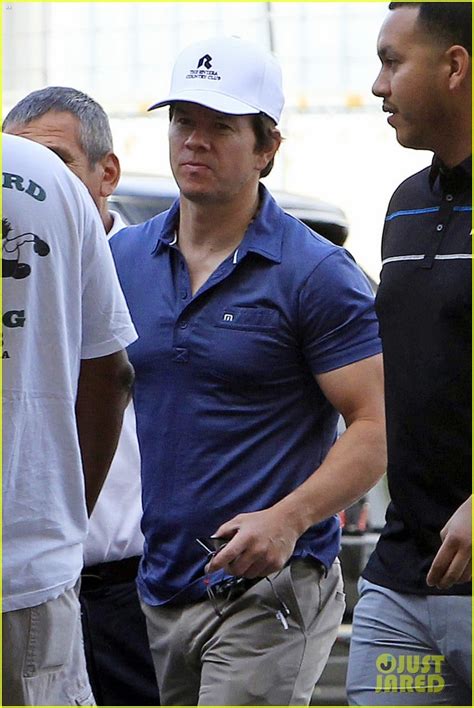 Mark Wahlberg's Pardon Petition Is Still 'Pending': Photo 3343378 | Mark Wahlberg Photos | Just ...