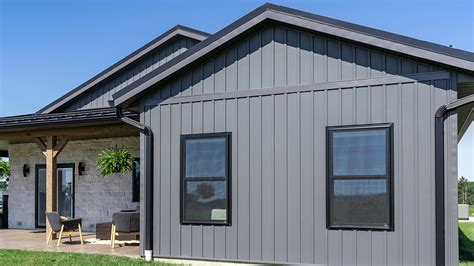 Insulated Vinyl Siding – Eight Advantages over Fiber Cement