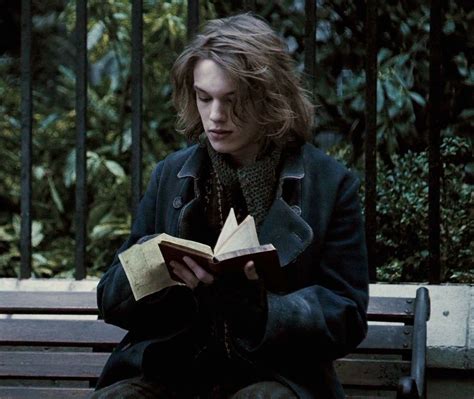 grindelwald in harry potter - Joan Bond