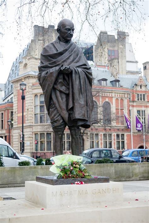 Statue Mahatma Gandhi Parliament Square London Stock Photos - Free ...