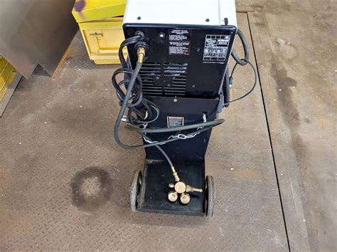 Hobart Handler 140 Wire Feed MIG Welder with Cart