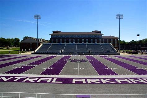 Stadium Gallery: Estes Stadium, University of Central Arkansas | University of arkansas, Stadium ...