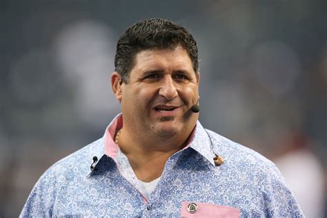 Tennessee Titans: Tony Siragusa was Front, Center in One of Nissan Stadium's Most Memorable ...