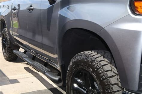 4″ Wide Black Steps: 2019-2024 Chevy Silverado/GMC Sierra Crew Cab ...