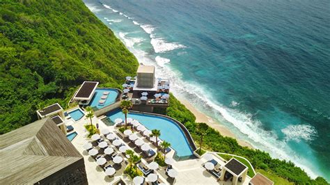 Omnia Dayclub Bali, Uluwatu, Bali, Indonesia - Bar Review | Condé Nast Traveler