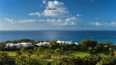 Luxurious Fairmont Southampton Resort On Bermuda