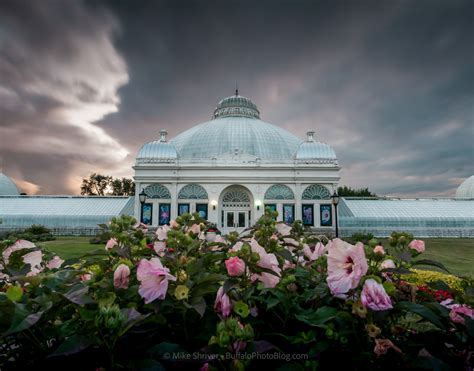 Photography of Buffalo, NY - the botanical gardens