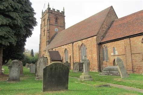 Commonwealth War Graves St. Nicholas and St. Peter Churchyard ...