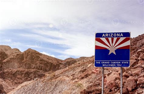 Arizona State Border Highway Sign Against Sky Blue Background 1354049 ...