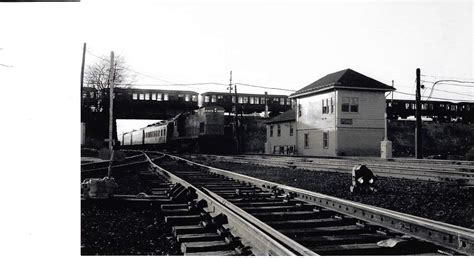 The LIRR running under the El between Fresh Pond Road and METRO ...