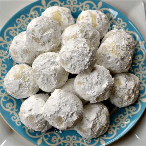 Snowball Cookies Recipe | Small Town Woman