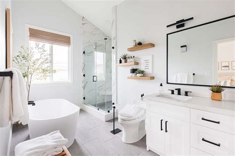 49 Primary Bathroom Ideas to Covet Right Now