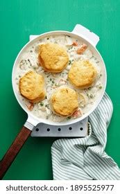 Biscuits Chicken Gravy Stock Photo 1895525977 | Shutterstock