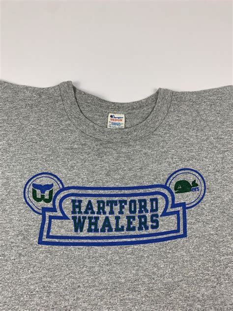 Hartford whalers vintage t - Gem