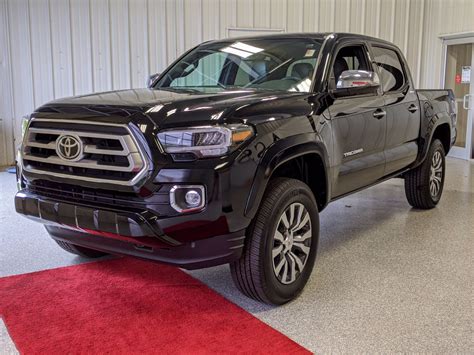 Pre-Owned 2020 Toyota Tacoma Limited 4WD Crew Cab Pickup