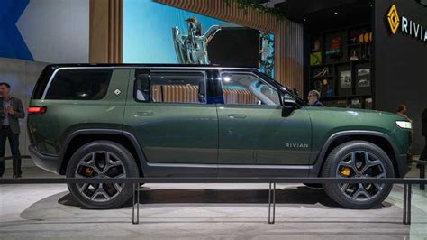 Rivian R1S & R1T Electric SUV & Truck Featured In Fully Charged: Video