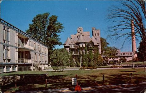 The Administration Building and Davis Hall at University of Rhode ...