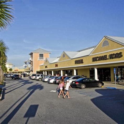 Foley extends user fee for Tanger Outlets