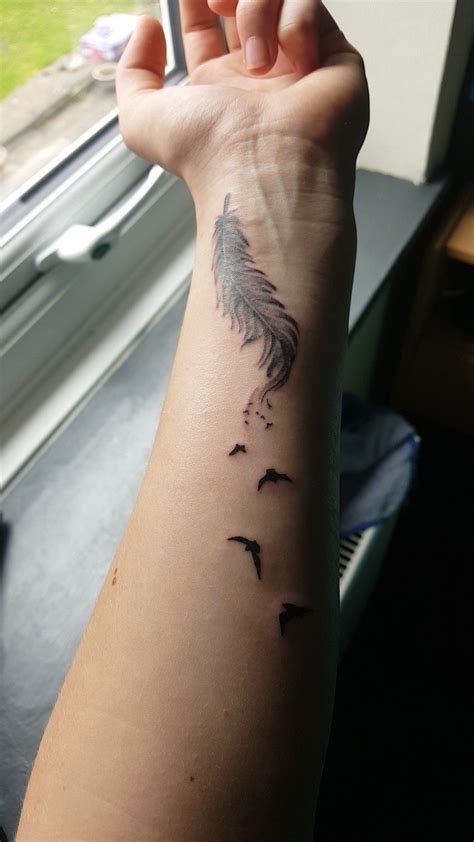 Pin by Ashvitha S on tattoo | Side wrist tattoos, Wrist tattoos for ...