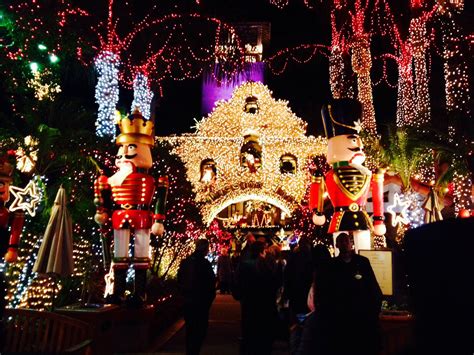 Mission Inn in Riverside California during the Festival of Lights in ...