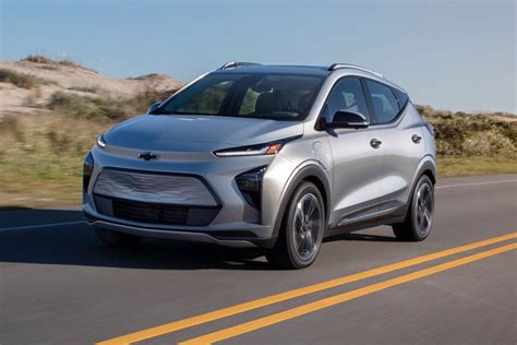 GM unveils all-electric Chevy Bolt EUV and redesigned, less-expensive ...