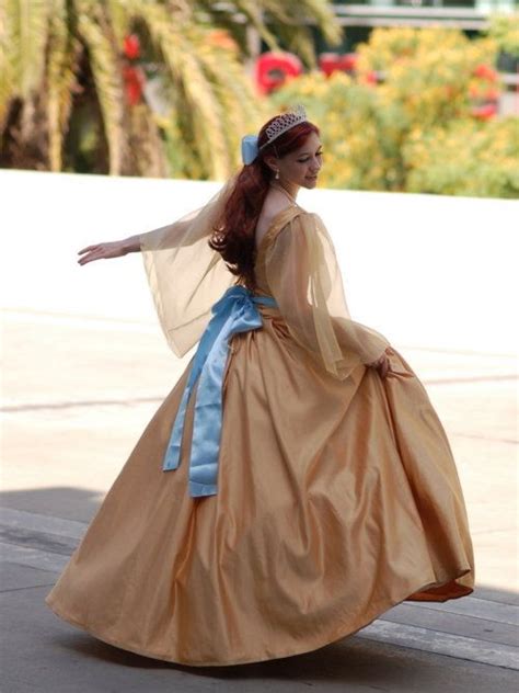 Princess Anastasia-Yellow Gown,Blue Ribbon1 Anastasia Cosplay ...