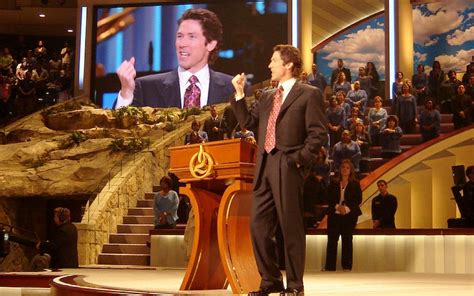 Joel Osteen opens Houston megachurch to Jews whose synagogue was flooded | The Times of Israel