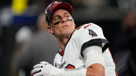 Hall of Famer ‘wouldn’t rule anything out' with Tom Brady playing in 2023