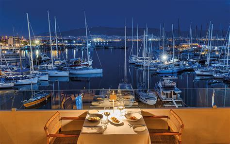 The Best Places to Enjoy Seafood in Athens - Greece Is