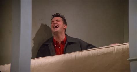 The Hilarious 'Friends' Blooper Fans Can't Stop Watching After Matthew ...