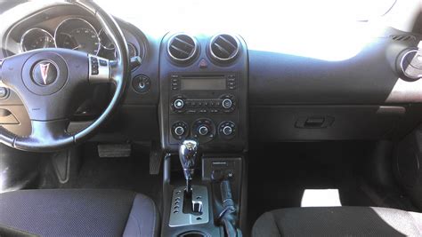 2008 Pontiac G6 - Interior Pictures - CarGurus