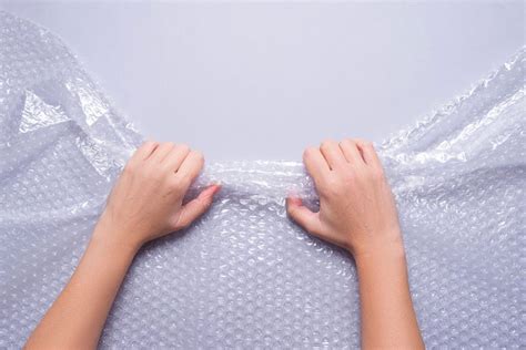 A Complete Guide to Packing with Bubble Wrap - Stanley Packaging