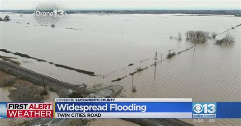 Who's working to fill the holes in levees to prevent future flooding ...