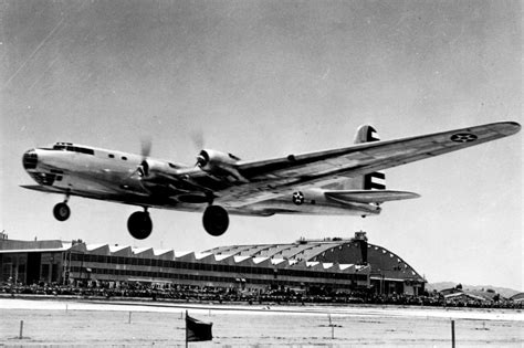 The Douglas XB-19 Was the Biggest Bomber in the World — and a Big Failure