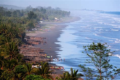 The Best Beaches in El Salvador