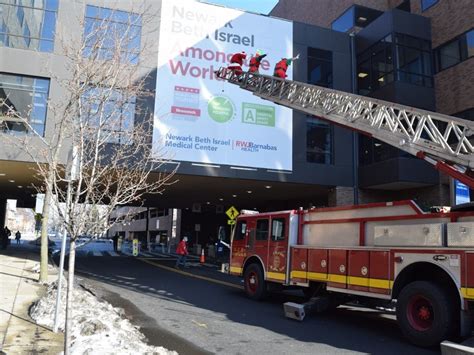 Santa Makes Special Stop at Newark Beth Israel Medical Center | Newark ...