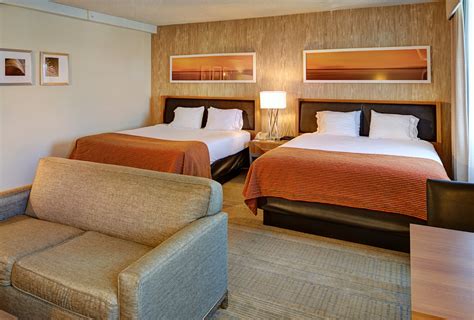 Hotel Remodeling: Holiday Inn Express Burlingame CA Complete