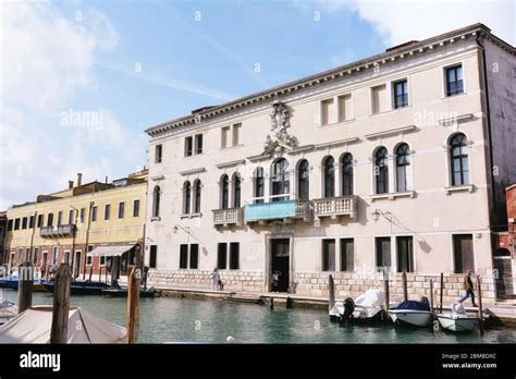 Murano glass museum hi-res stock photography and images - Alamy