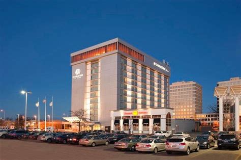 DoubleTree by Hilton Chicago North Shore (Skokie, IL) - Hotel Reviews ...