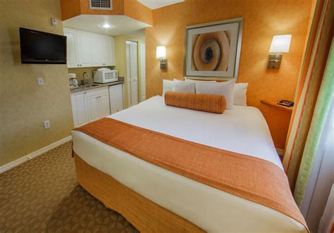 Cape Canaveral Beach Resort Pictures - Studio | HolidayInnClub.com