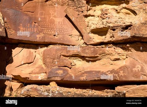 Native American Rock Art in Nine-mile Canyon, Utah, USA Stock Photo - Alamy