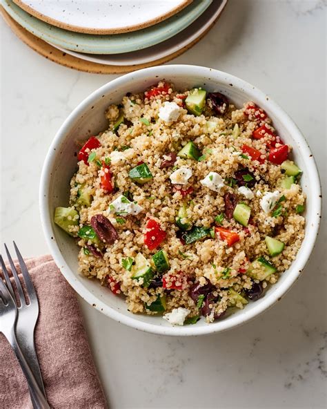 The Easy Mediterranean Salad That Won't Leave You Hungry | Recipe | Quinoa salad recipes easy ...