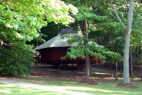 Where to Camp on and around the Lake Erie Islands