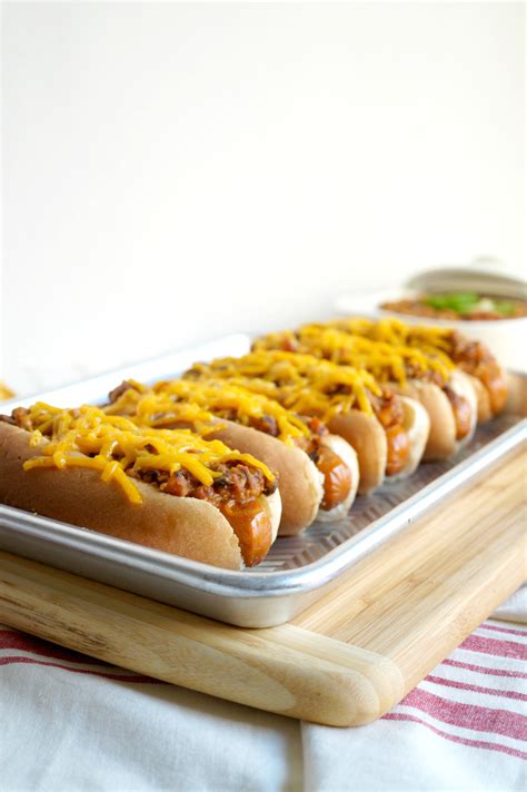 vegan chili cheese dogs | The Baking Fairy