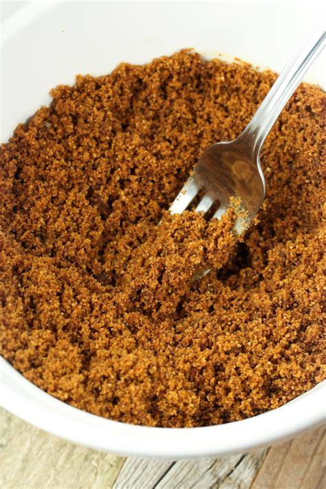 How To Make Homemade Brown Sugar (3 Flavors) - The Vegan 8